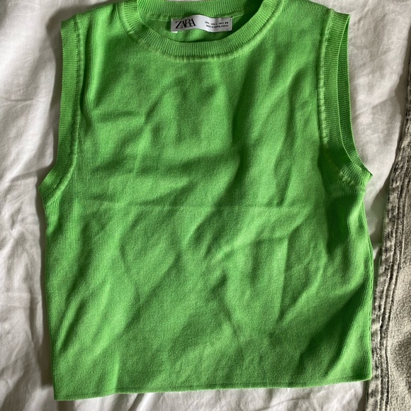 Zara sleeveless crop top - Picture 1 of 2
